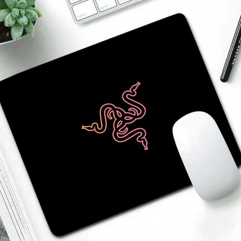 Keyboard Laptop Accessories - Razer Luxury Mouse Pad Anime Gamer